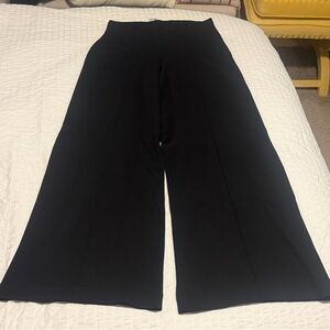 Chic Black Wide-Leg Women's Trousers